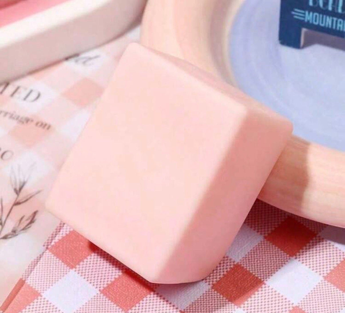 White square squishy